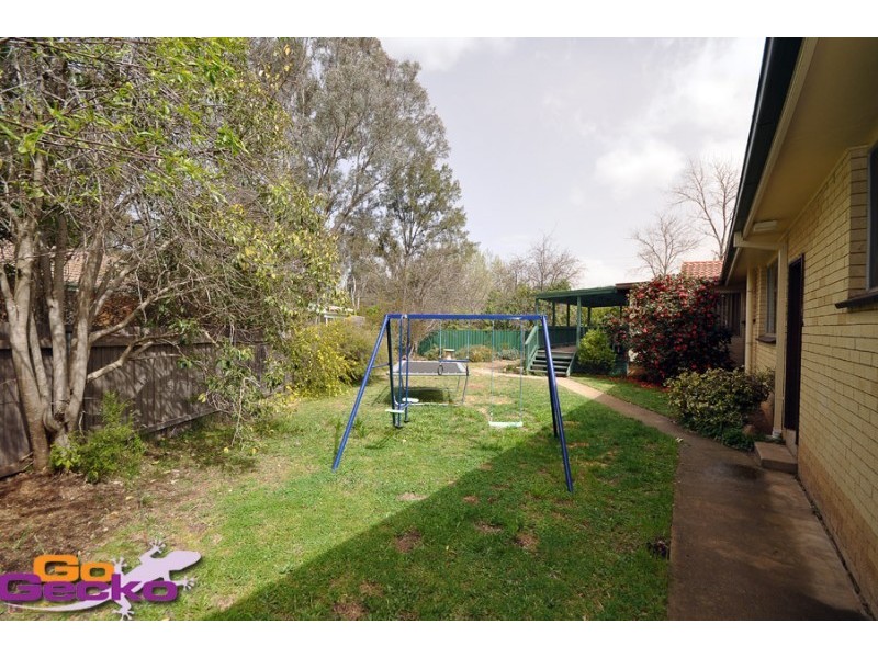 83 Osburn Drive, Macgregor ACT 2615