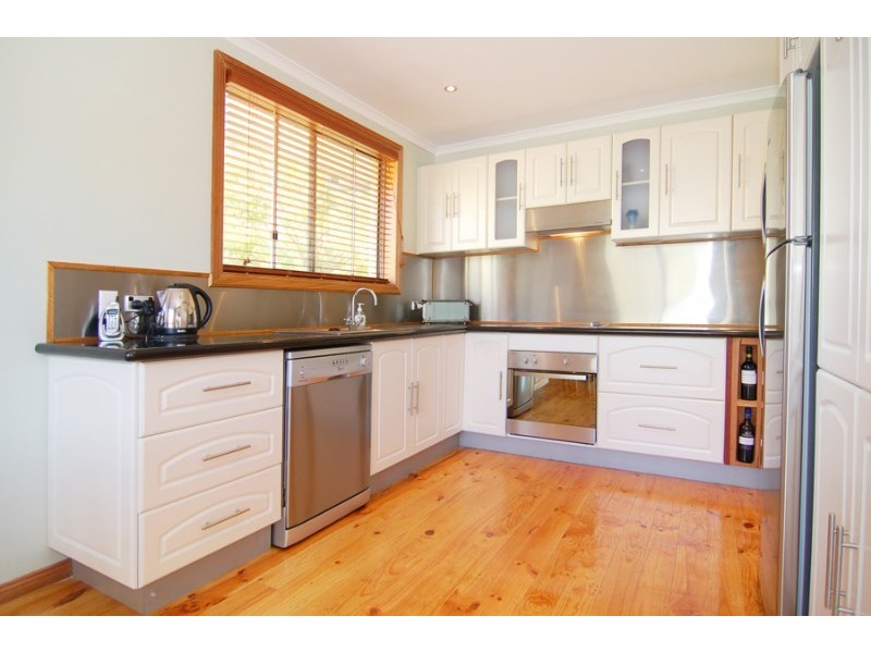 4 Collins Place, Evatt ACT 2617