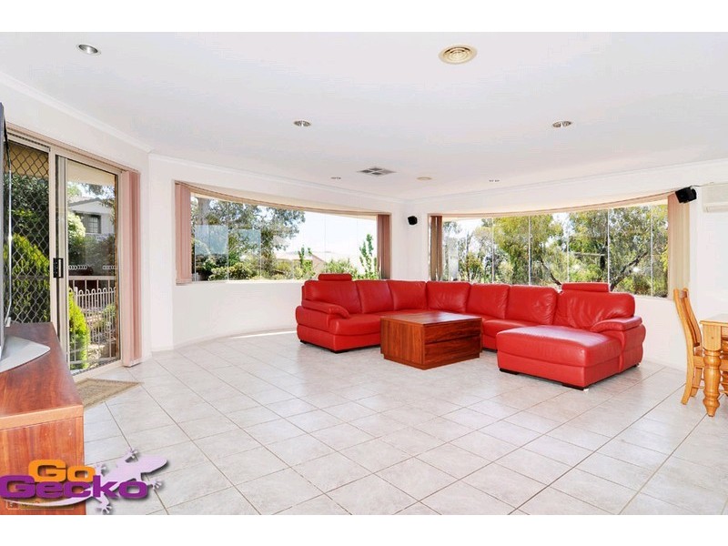 96 Gurrang Avenue, Ngunnawal ACT 2913