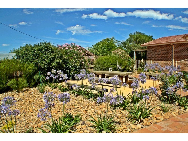 3 Kinchela Crescent, Latham ACT 2615