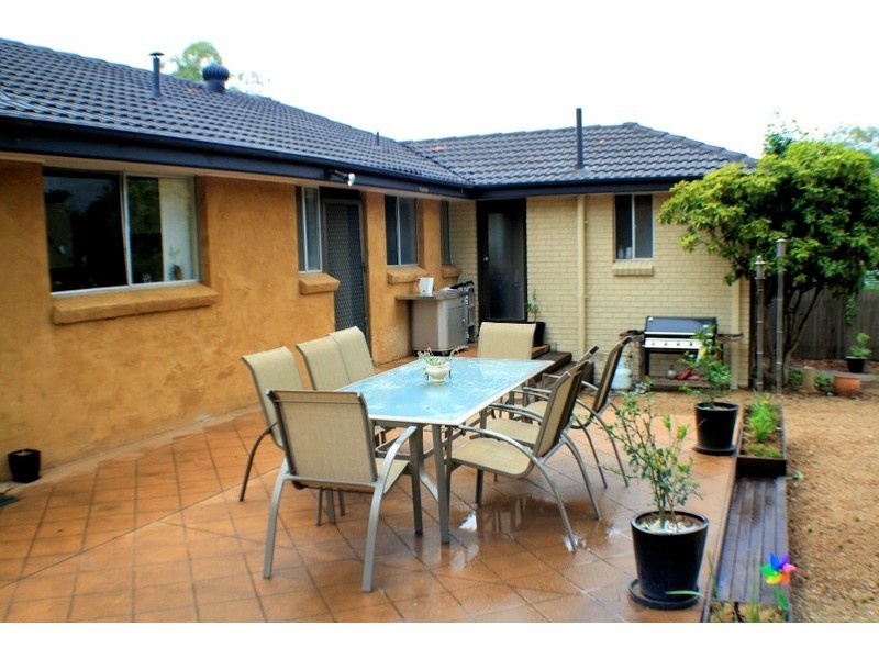 5 Cleland Street, Latham ACT 2615