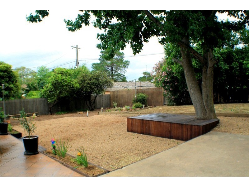 5 Cleland Street, Latham ACT 2615