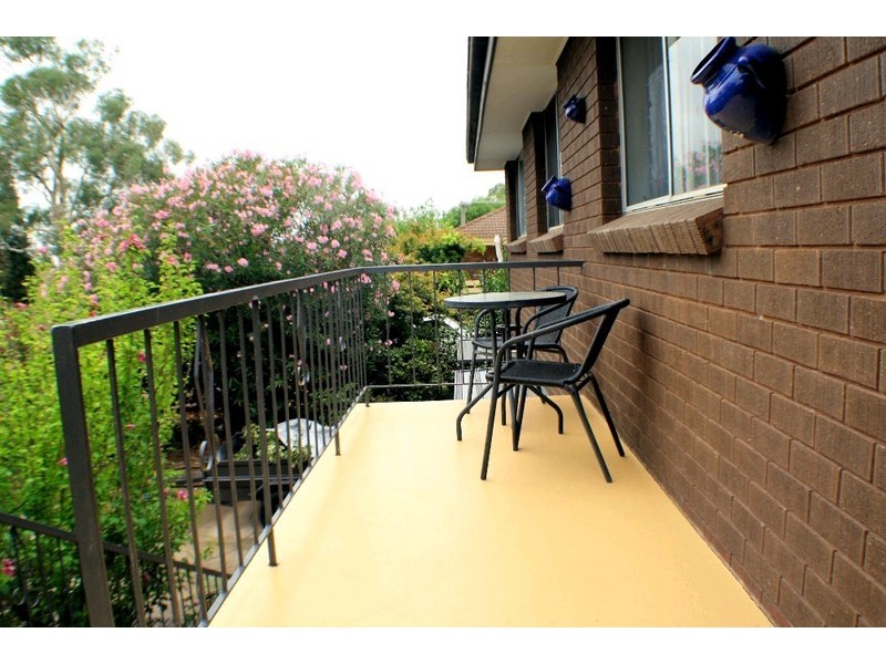 5 Cleland Street, Latham ACT 2615