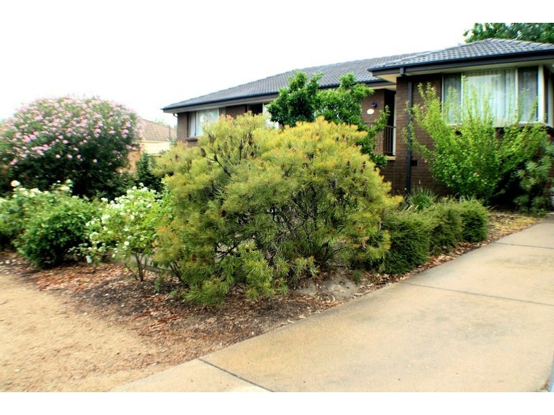 5 Cleland Street, Latham ACT 2615