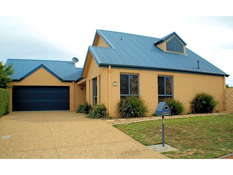 15 Mchenry Street, Amaroo ACT 2914