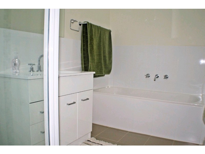 369 Anthony Rolfe Avenue, Gungahlin ACT 2912