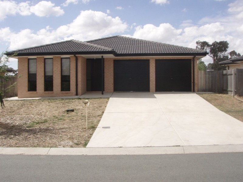 3 Mary Hall Circuit, Dunlop ACT 2615