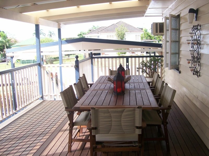 74 Dickenson St, Carina QLD 4152