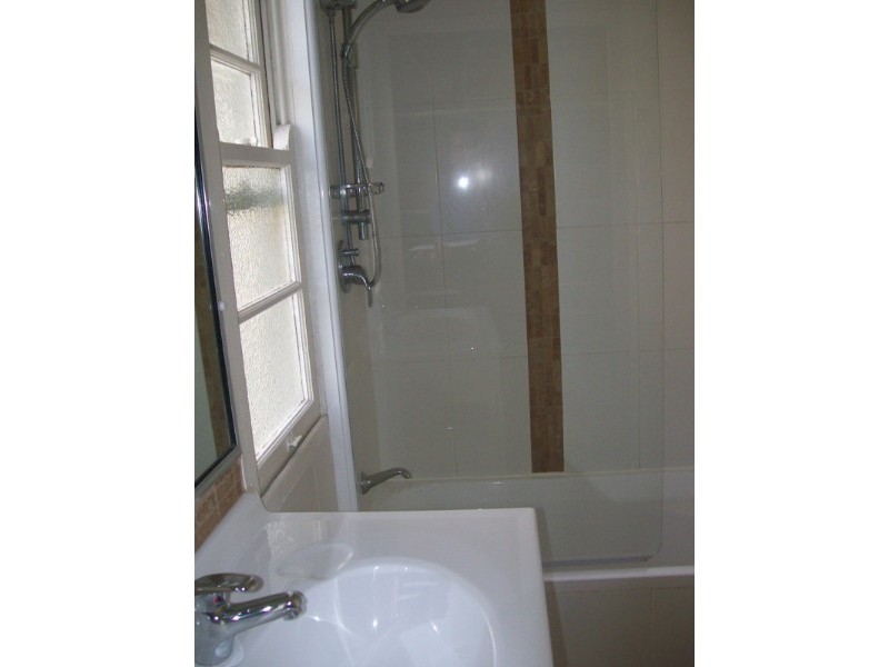 74 Dickenson St, Carina QLD 4152