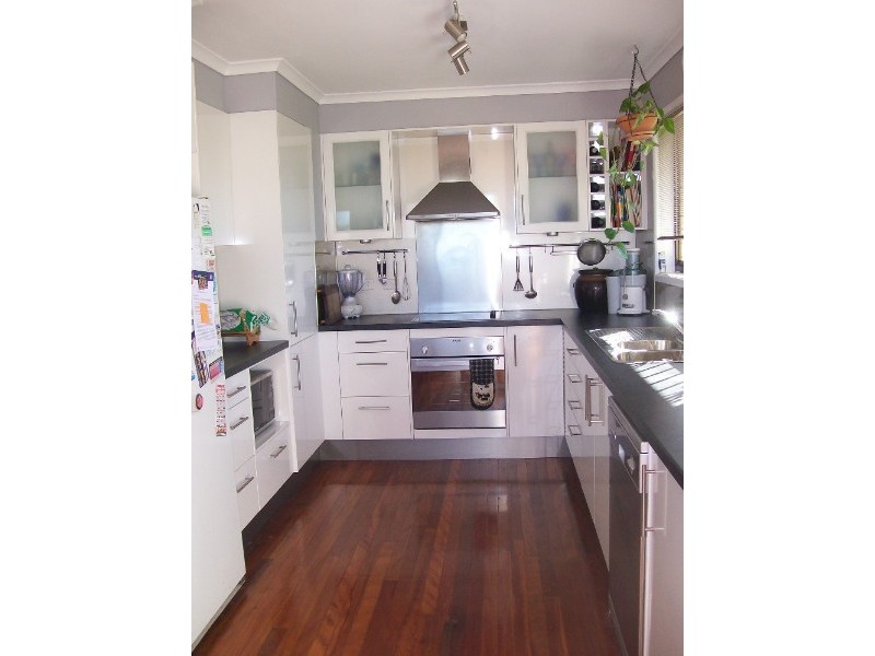 100 Salonica Road, Carina Heights QLD 4152