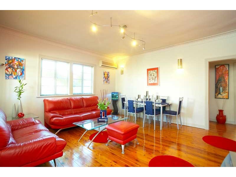 8 Lunga Street, Carina QLD 4152