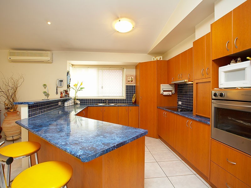 50 Kauri Street, Carindale QLD 4152