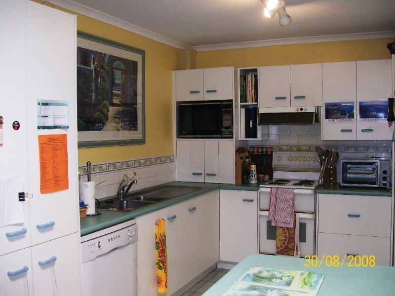 9 Gurnai Street, Belmont QLD 4153