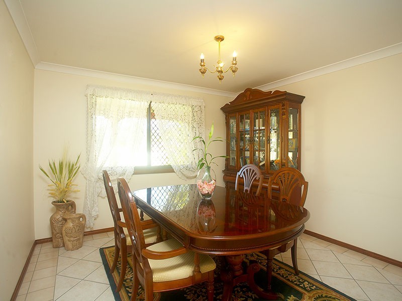 38 Grosmont Street, Carindale QLD 4152