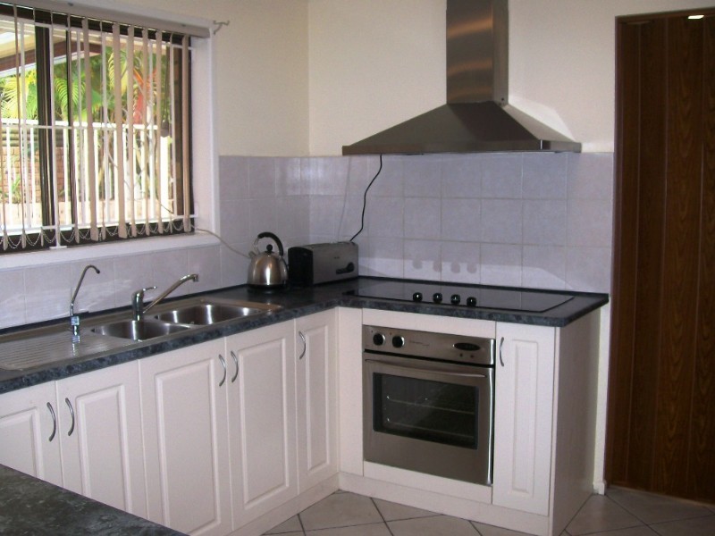 15 Maranoa Street, Carina Heights QLD 4152