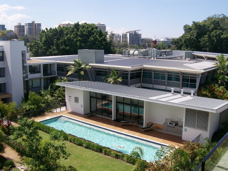 323/10 Pidgeon Close, West End QLD 4101