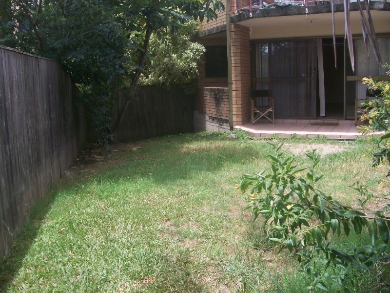 4/19 Temple Street, Coorparoo QLD 4151