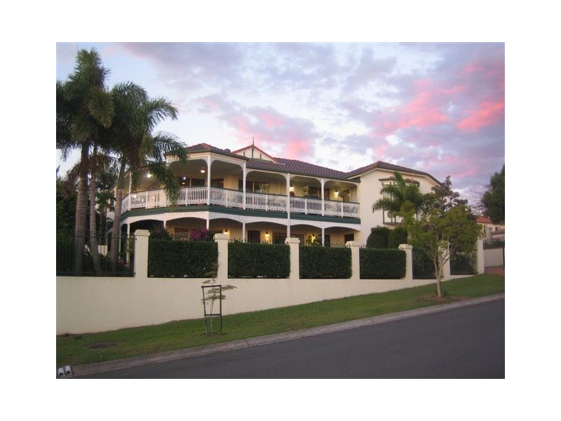 46 Golden Oak Crescent, Carindale QLD 4152