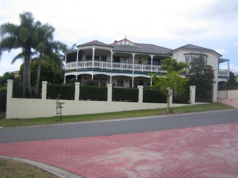 46 Golden Oak Crescent, Carindale QLD 4152