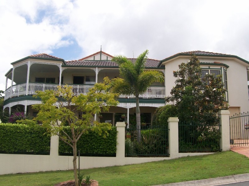 46 Golden Oak Crescent, Carindale QLD 4152