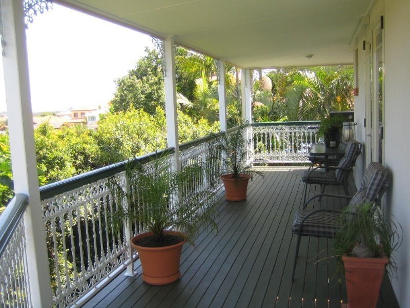 46 Golden Oak Crescent, Carindale QLD 4152