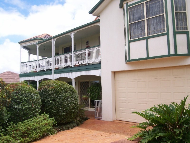 46 Golden Oak Crescent, Carindale QLD 4152