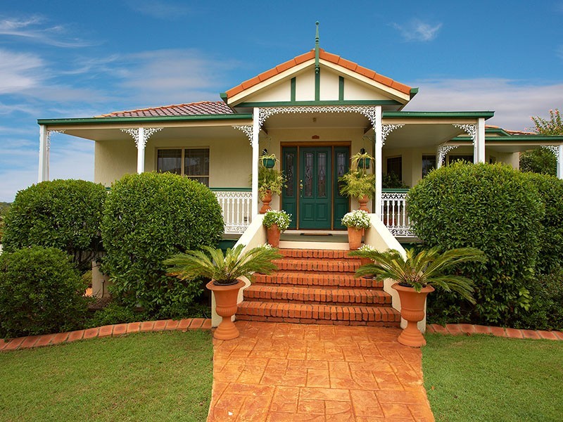 46 Golden Oak Crescent, Carindale QLD 4152