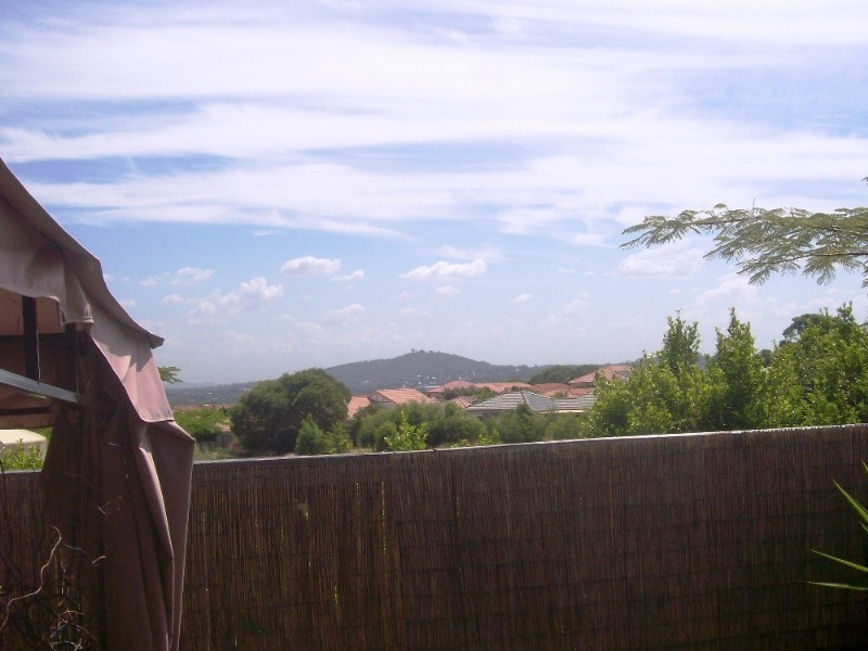 18/12 Greendale Way, Carindale QLD 4152