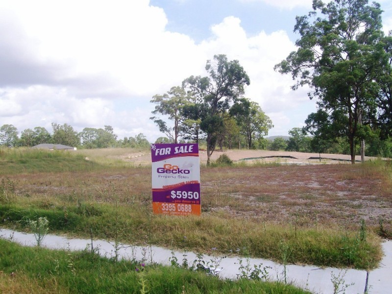 23 Taylor Place, Mackenzie QLD 4156