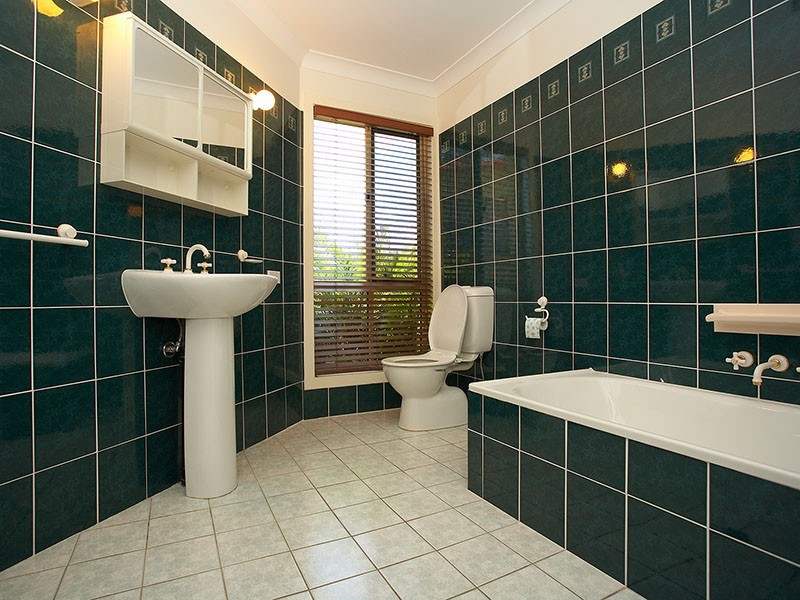 8 Belgrave Place, Carindale QLD 4152