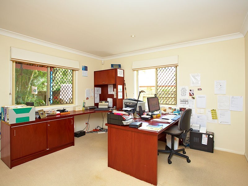 82 Orana Street, Carina QLD 4152