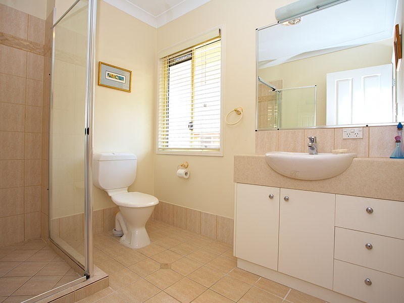 82 Orana Street, Carina QLD 4152