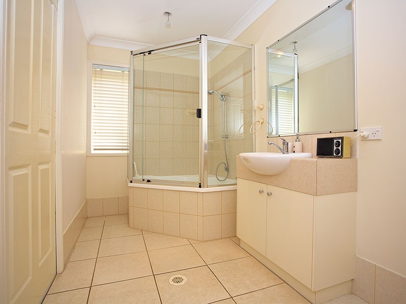 82 Orana Street, Carina QLD 4152