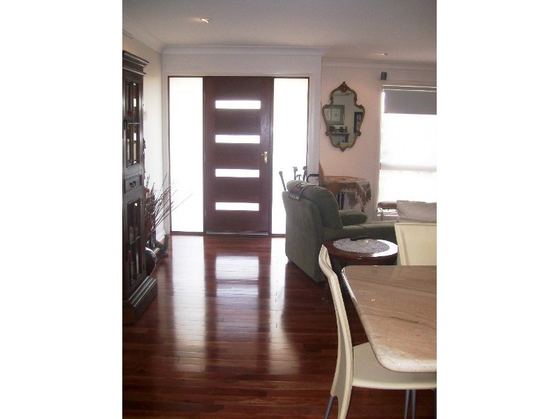 17 Kildare Street, Carina Heights QLD 4152