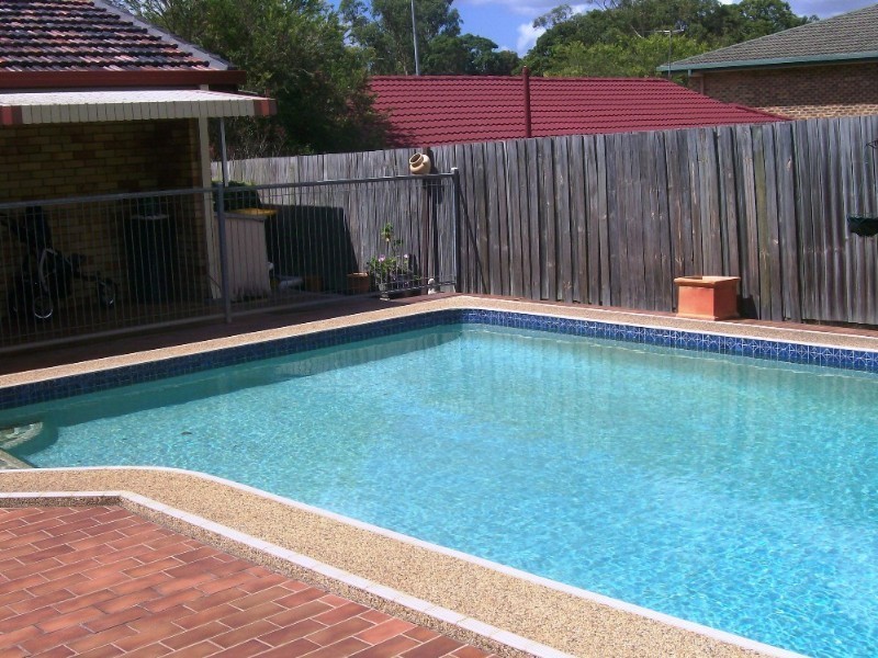 35 Bedivere Street, Carindale QLD 4152