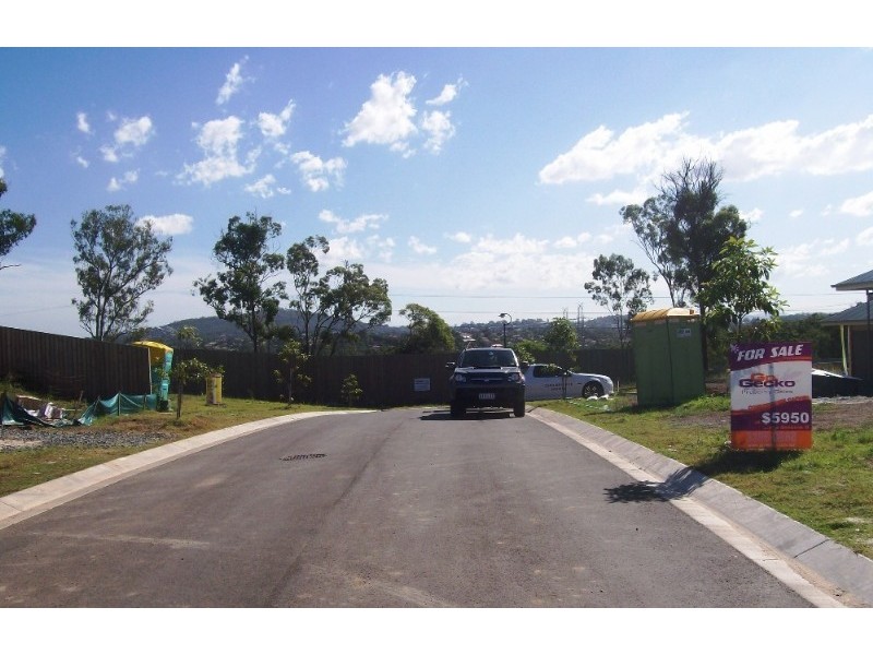 73 Taylor Place, Mackenzie QLD 4156