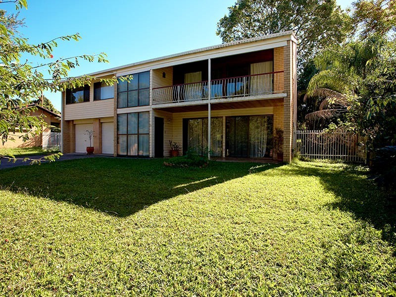 73 Bedivere Street, Carindale QLD 4152