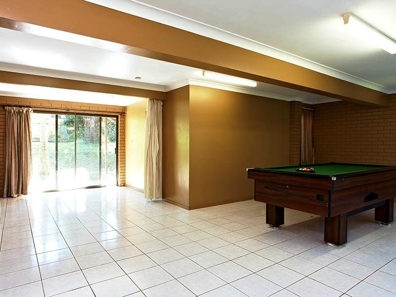 73 Bedivere Street, Carindale QLD 4152