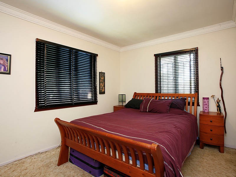 73 Hendren Street, Carina QLD 4152