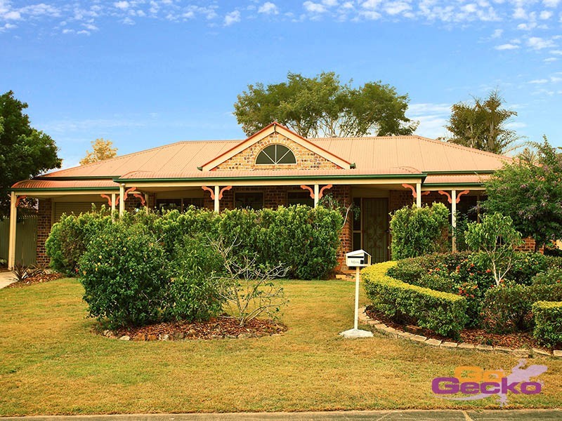 6 Pinnacle Place, Belmont QLD 4153