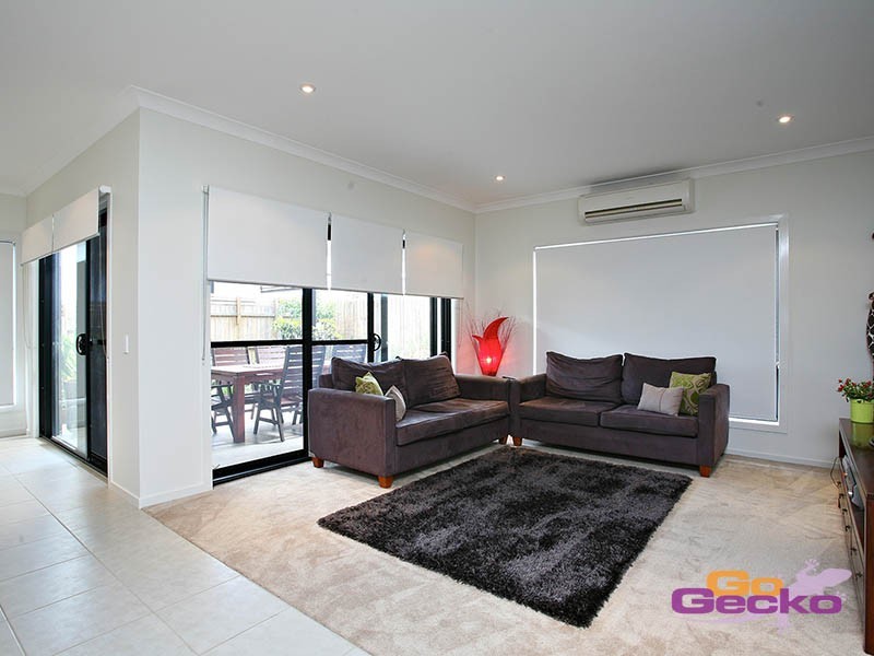 15/16 Surbiton ct, Carindale QLD 4152
