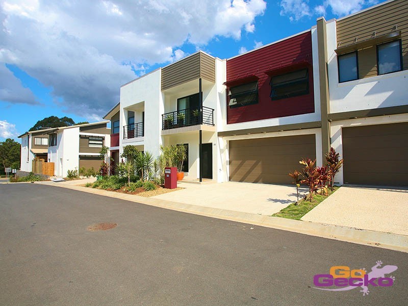 15/16 Surbiton Court, Carindale QLD 4152