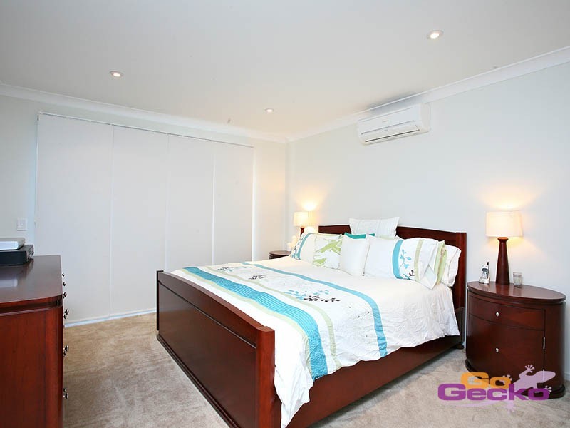 15/16 Surbiton Court, Carindale QLD 4152