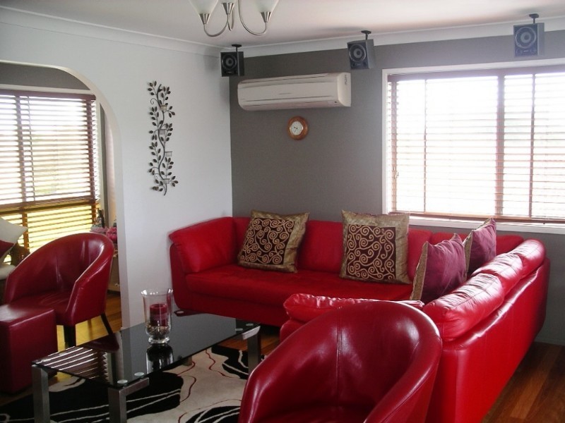 73 Meadowlands Road, Carindale QLD 4152