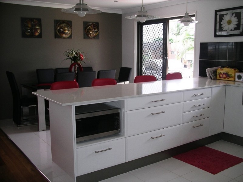 73 Meadowlands Road, Carindale QLD 4152