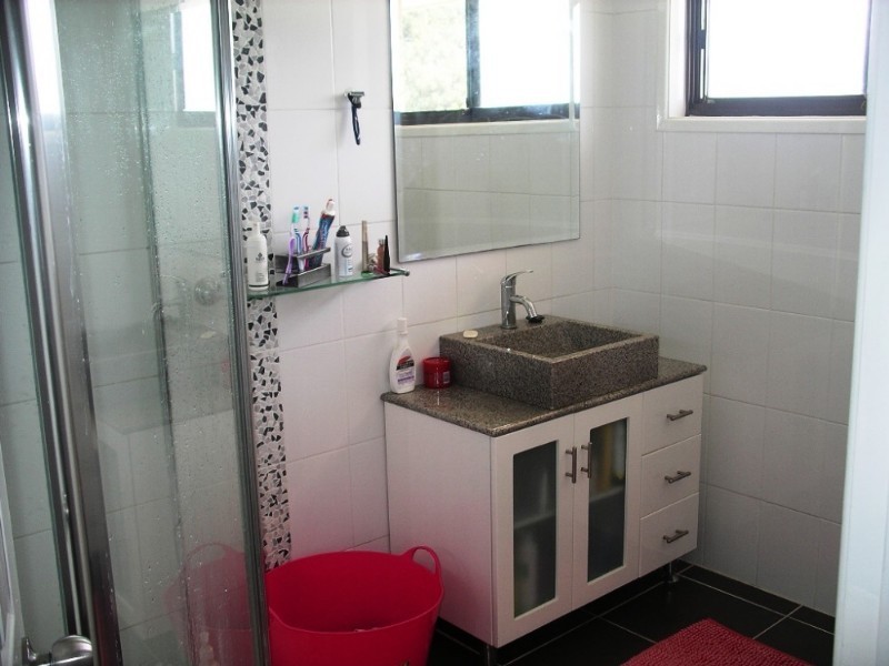 73 Meadowlands Road, Carindale QLD 4152