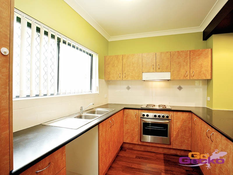 2/22 Pembroke Road, Coorparoo QLD 4151