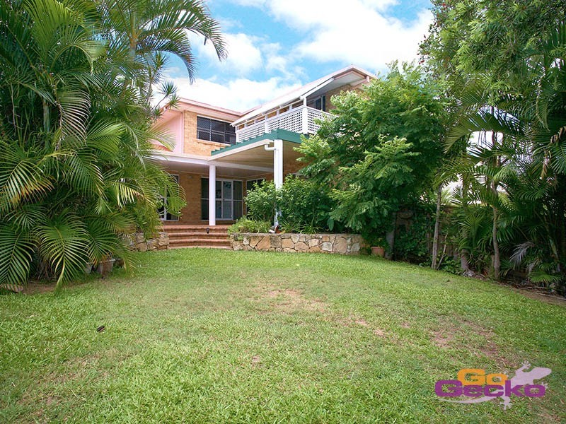 92 Donnington Road, Carindale QLD 4152