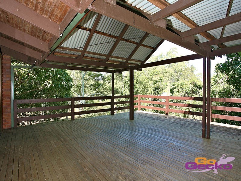309 Winstanley Street, Carindale QLD 4152