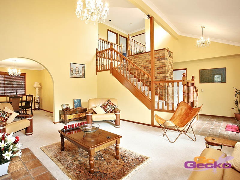 138 Kilmorey Street, Carindale QLD 4152